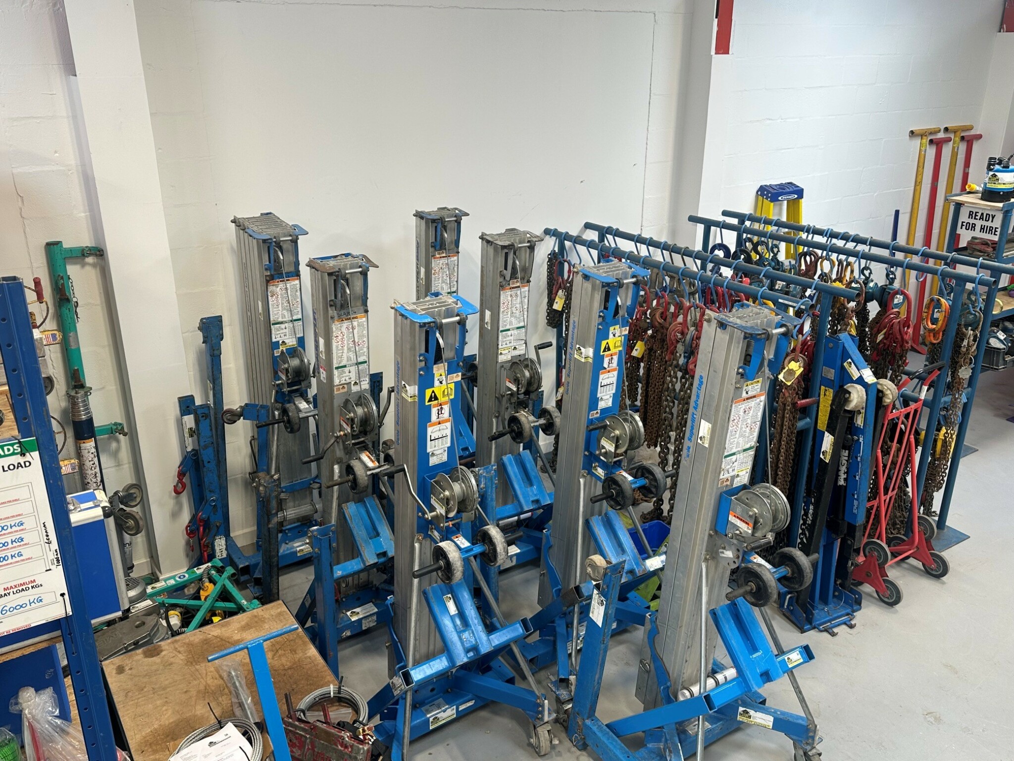 HIRE SHOP.jpg